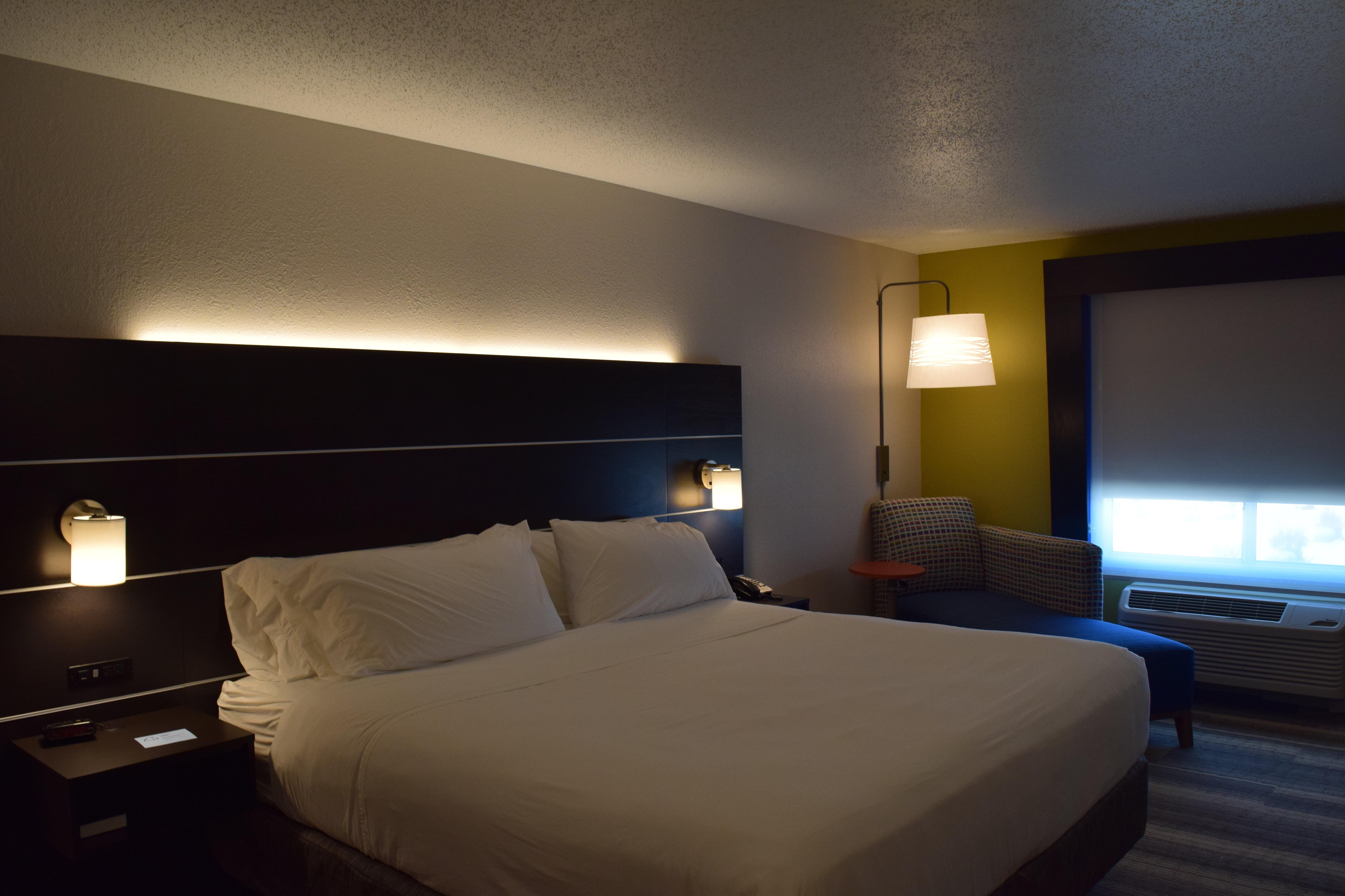 Holiday Inn Express & Suites Sparta Buitenkant foto
