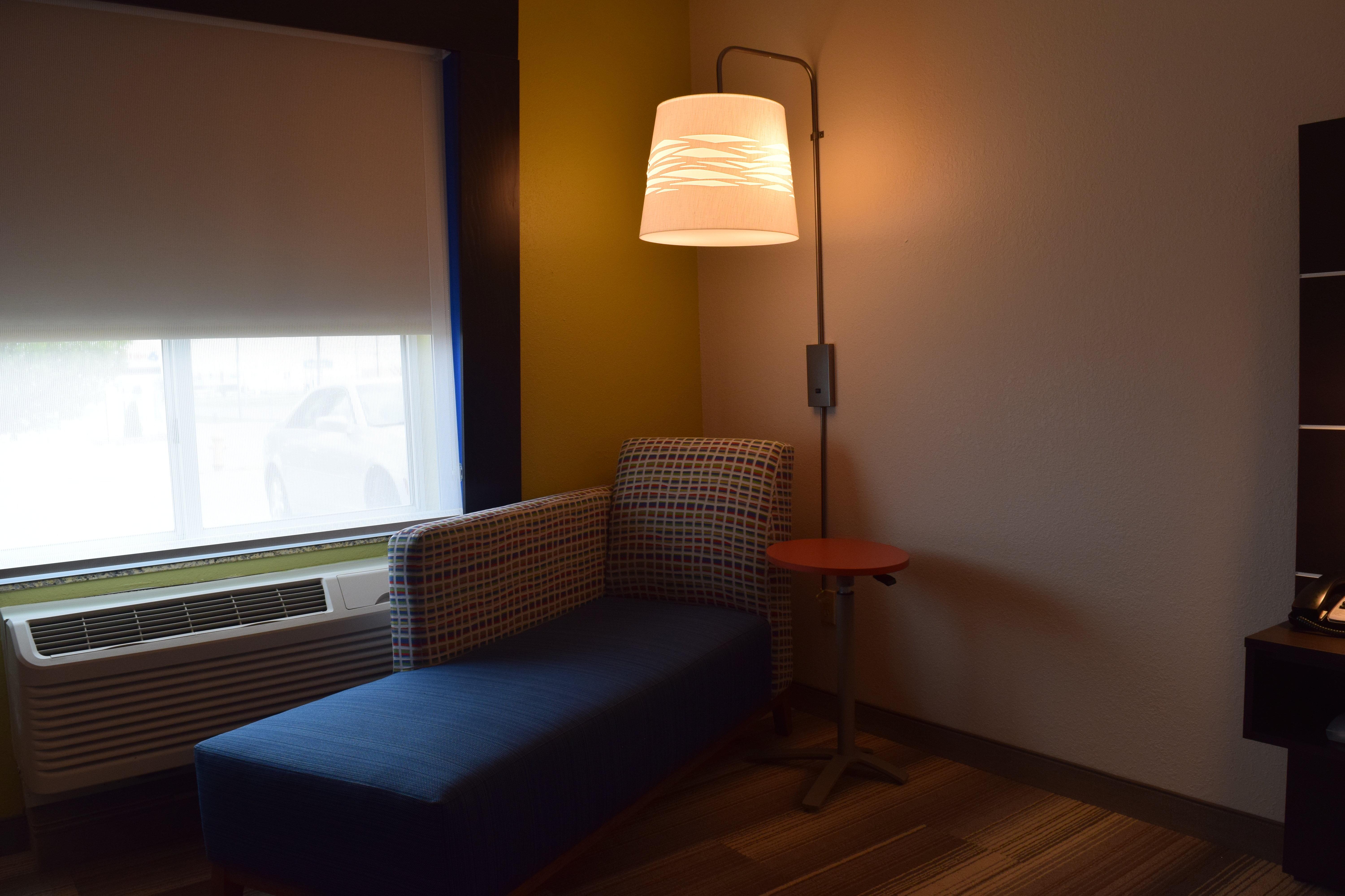 Holiday Inn Express & Suites Sparta Buitenkant foto