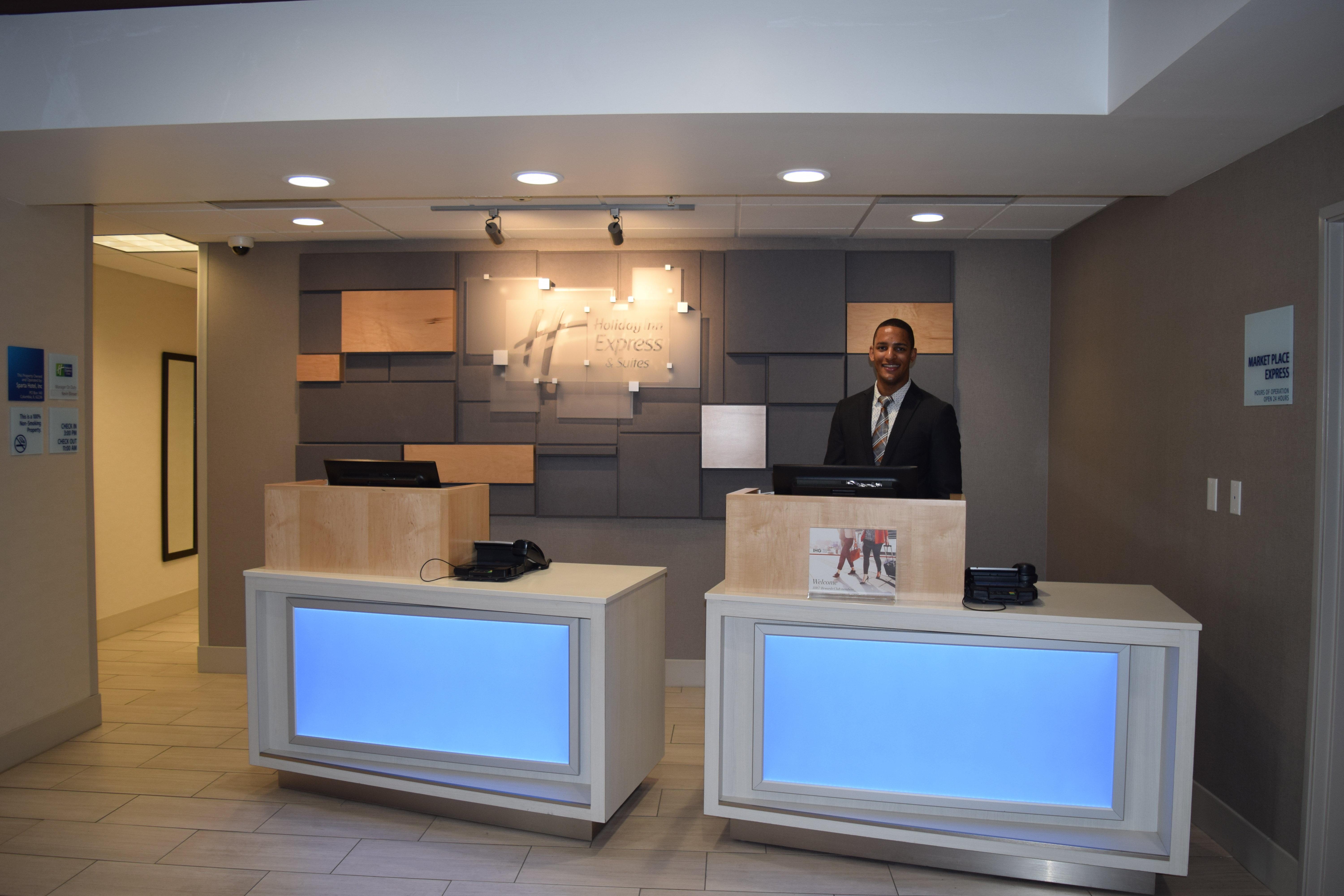 Holiday Inn Express & Suites Sparta Buitenkant foto