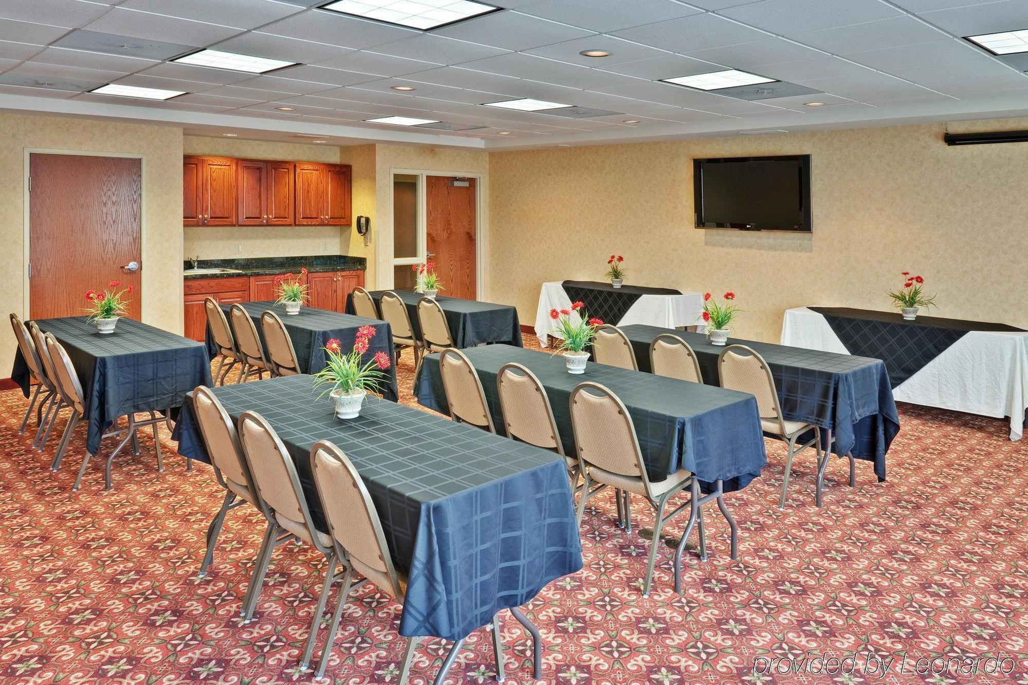 Holiday Inn Express & Suites Sparta Faciliteiten foto