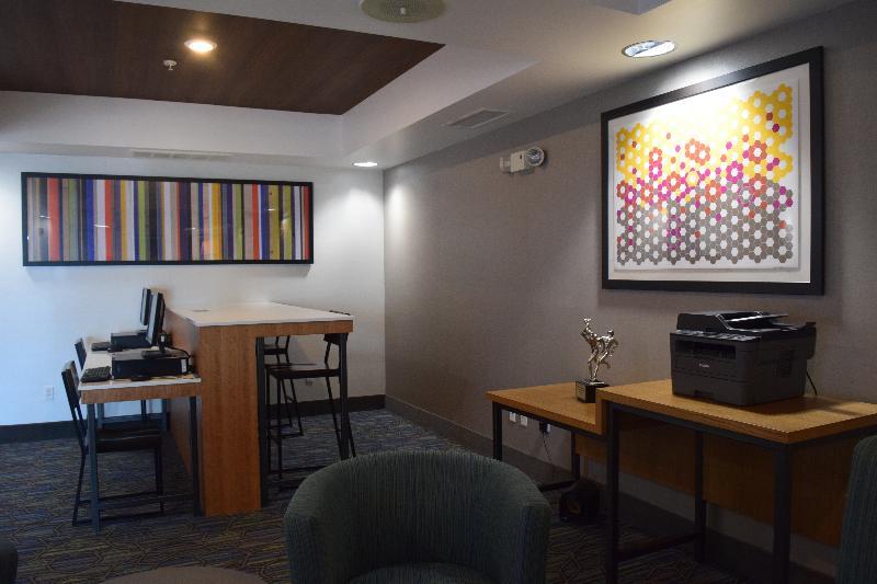 Holiday Inn Express & Suites Sparta Buitenkant foto